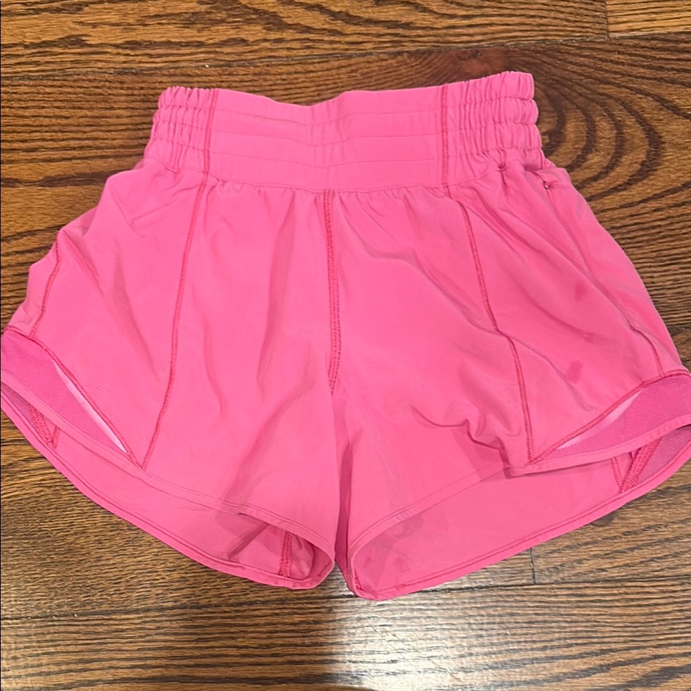 Lululemon Sonic Pink Hotty hots High Rise 4 inch